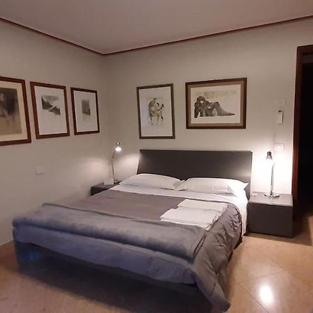 Appartamento Intervallo A 5 Min Da Aquardens Pescantina Buitenkant foto