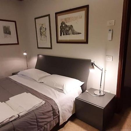 Appartamento Intervallo A 5 Min Da Aquardens Pescantina Buitenkant foto